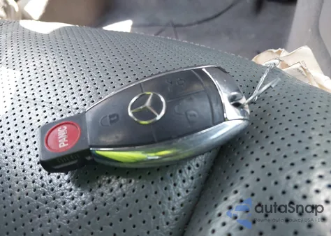 2009 Mercedes-Benz S 550 4Matic from USA, damaged, VIN WDDNG86X19A249859